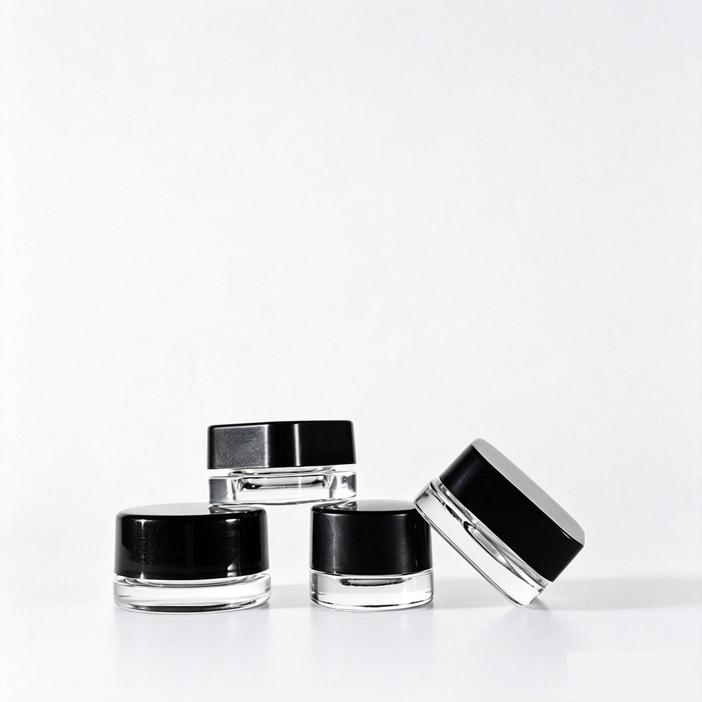 Glass concentrate jars in clear und black
