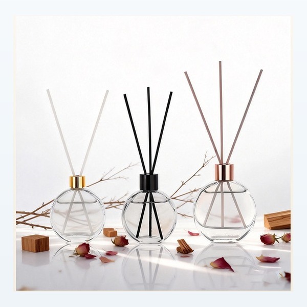 <bdi>50 ml</bdi> round glass reed diffuser bottle home fragrance container, bulk — wholesale glass packaging from Eaglebottle China factory