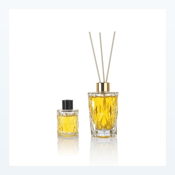 <bdi>50 ml</bdi> glass reed diffuser bottle scent diffuser bottle مع cork — wholesale glass packaging from Eaglebottle China factory