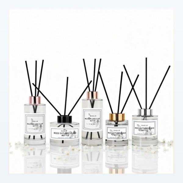 <bdi>100 ml</bdi> glass reed diffuser bottle scent diffuser bottle مع cork — wholesale glass packaging from Eaglebottle China factory