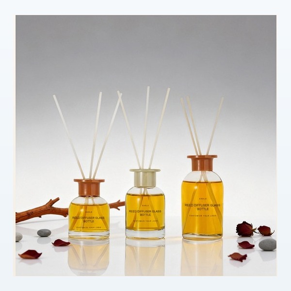 <bdi>100 ml</bdi> glass reed diffuser bottle empty & refillable, wholesale — wholesale glass packaging from Eaglebottle China factory