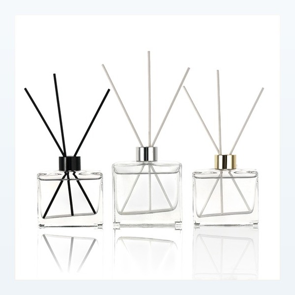 <bdi>100 ml</bdi> glass reed diffuser bottle empty & refillable, wholesale — wholesale glass packaging from Eaglebottle China factory