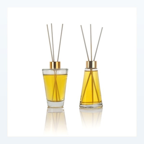 <bdi>100 ml</bdi> glass reed diffuser bottle home fragrance container, bulk — wholesale glass packaging from Eaglebottle China factory