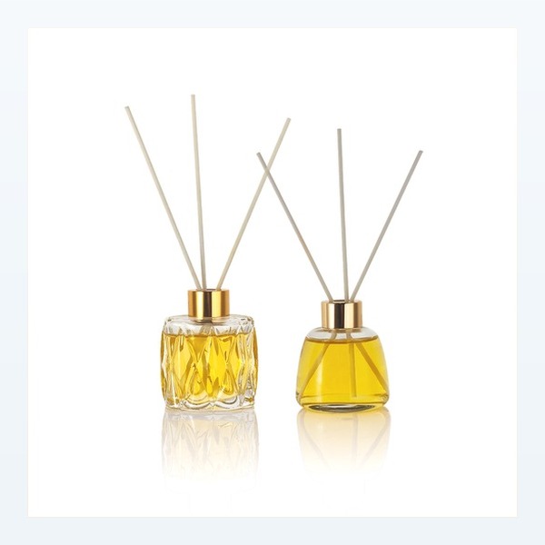 <bdi>100 ml</bdi> glass reed diffuser bottle empty & refillable, wholesale — wholesale glass packaging from Eaglebottle China factory