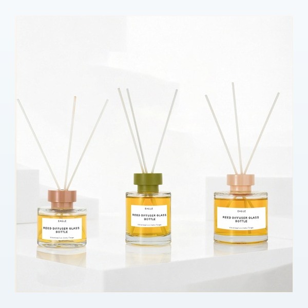 <bdi>50 ml</bdi> glass reed diffuser bottle مع collar neck — wholesale glass packaging from Eaglebottle China factory