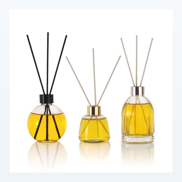 <bdi>100 ml</bdi> glass reed diffuser bottle empty & refillable, wholesale — wholesale glass packaging from Eaglebottle China factory