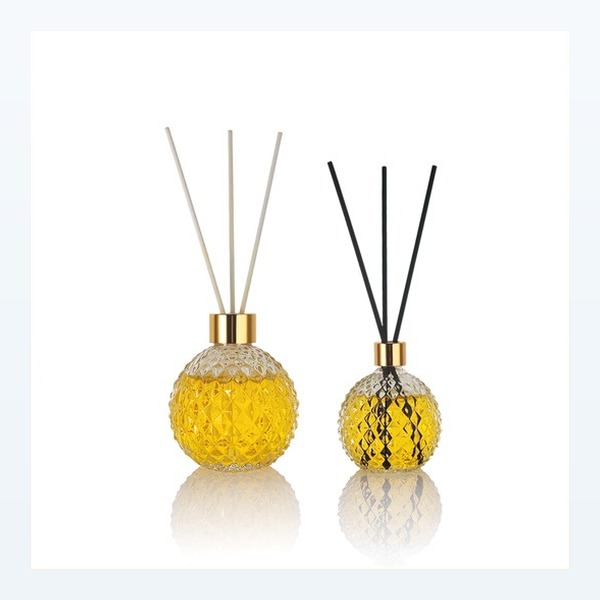 <bdi>30 ml</bdi> glass reed diffuser bottle home fragrance container, bulk — wholesale glass packaging from Eaglebottle China factory