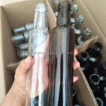 批发散装芝麻油瓶 250 毫升 500 毫升库存空方形圆形琥珀色绿色透明玻璃瓶橄榄油瓶带倾倒器 | 批发鹰瓶